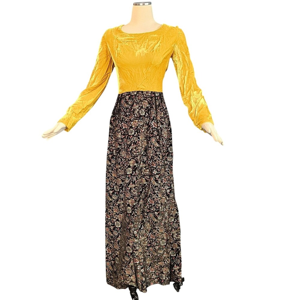 Vintage 1970s Dress Maxi Floor Length Velvet Mustard Yellow Floral Print Skirt
